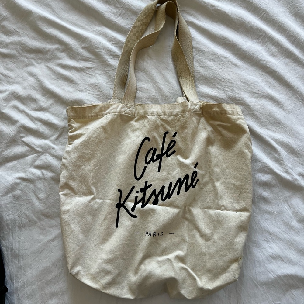 Cafe Kitsune Tote Bag